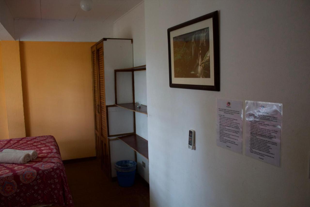 Hostel Tajalin Montezuma Exterior foto